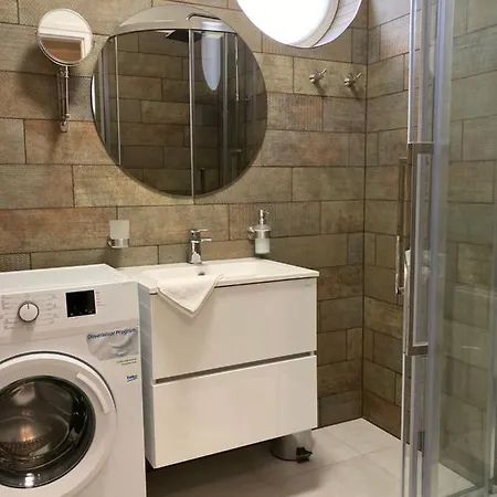 Lake Apartment Heviz