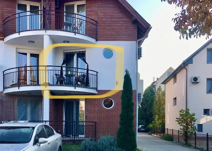 Lake Apartment Апартаменты