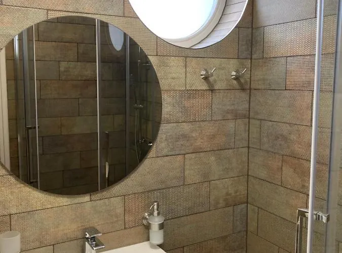 Апартаменты Lake Apartment