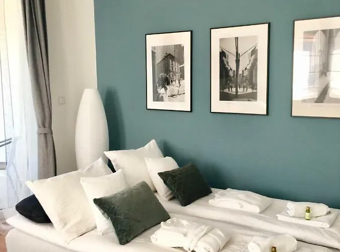 Апартаменты Lake Apartment